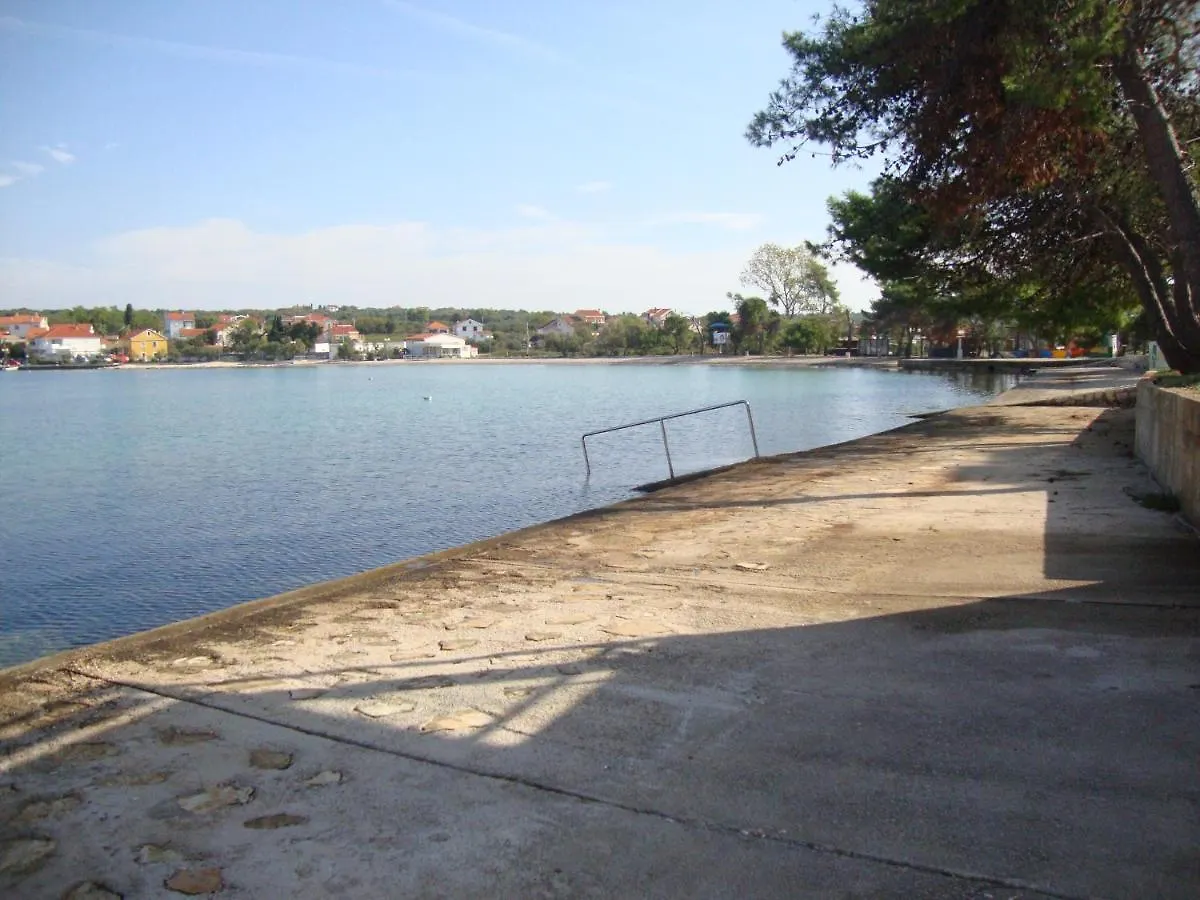 Apartments Villa Damir Petrcane Croatia
